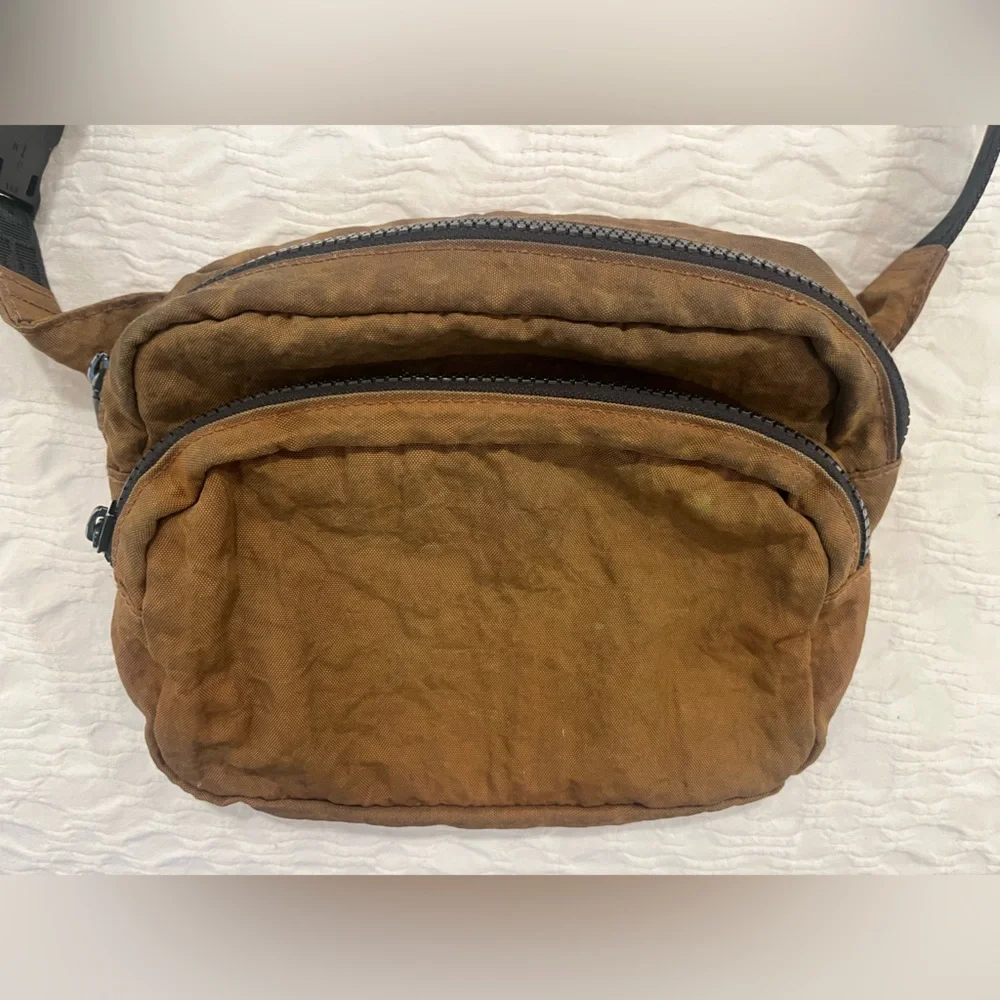 Baggu Fanny Pack - Picture 3 of 8